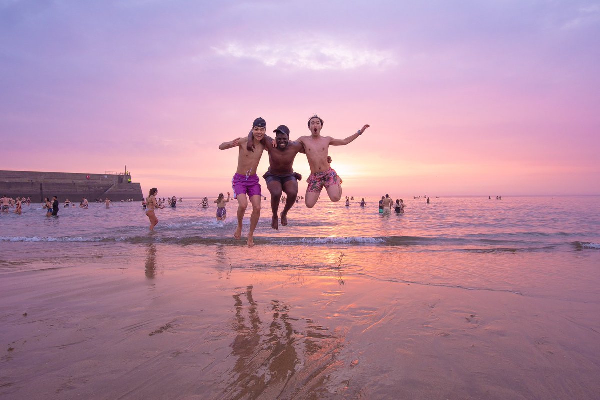 Best in the UK for student satisfaction 🎉👏

The University of St Andrews is top in the UK for student academic experience in The National Student Survey 2019 published today by <a href="/officestudents/">The Office for Students (OfS)</a> 🎉

#NSS2019

ow.ly/mCjX50uStJB