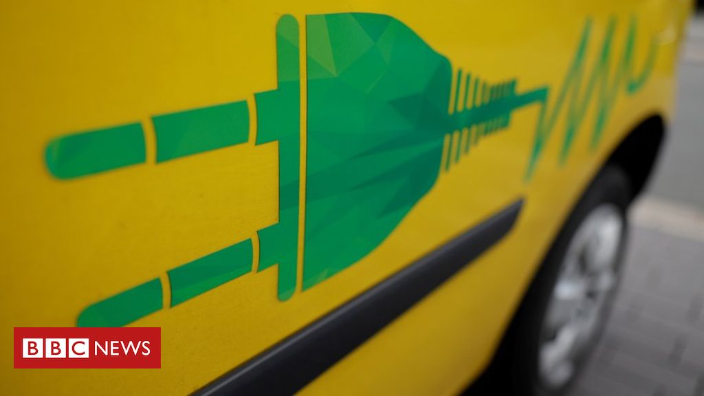 Electric cars: New vehicles to emit noise to aid safety bbc.co.uk/news/business-…