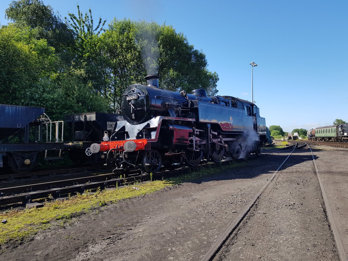 JoanneMOrmesher's tweet image. Firing turn on 80007 today @eastlancsrly #bury #sunshine #sweatbox #standard