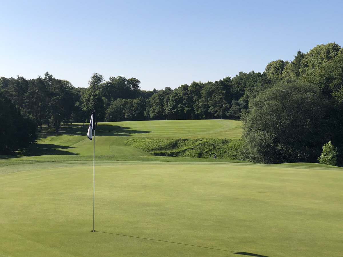 Greens running a solid 11ft. Time to push Club Champs standards all the way through until the leaves start falling. Firm/fast/true greens = happy golfers which make for happy greenkeepers <a href="/beaconsfield_gc/">Beaconsfield Golf Club</a>