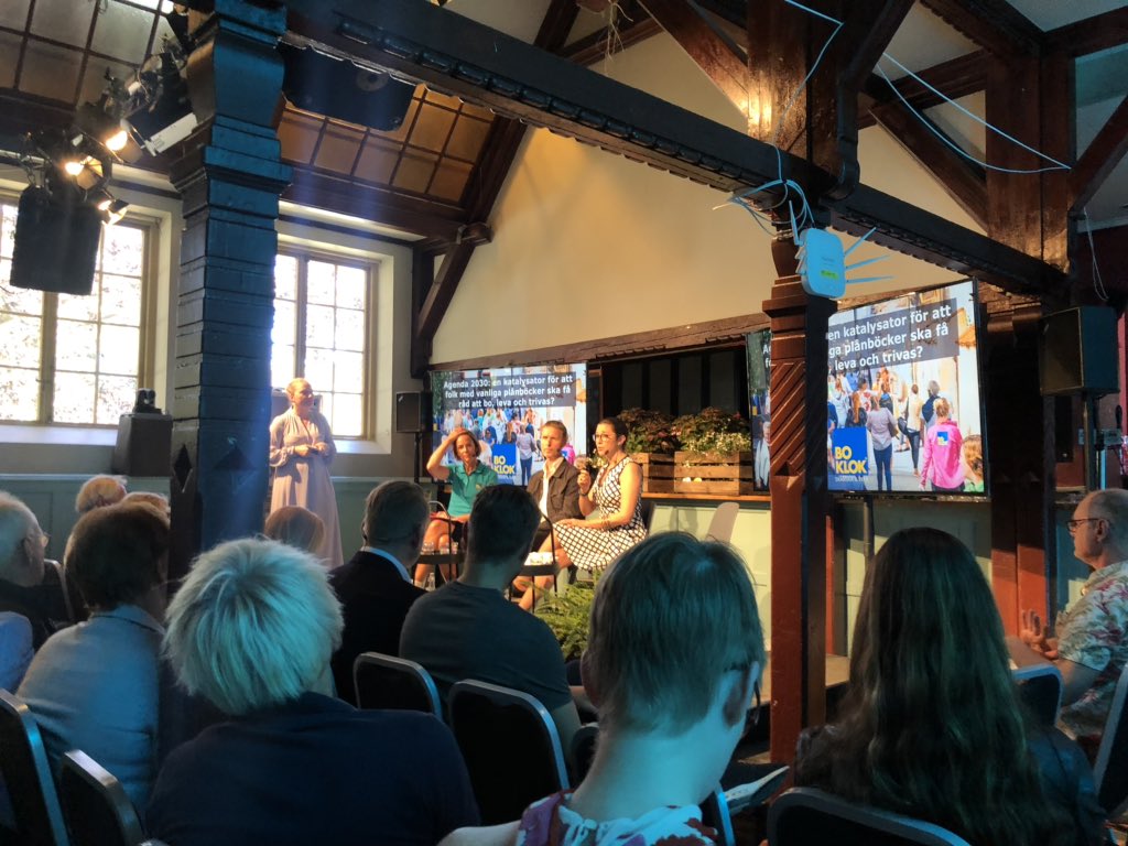 En lyckad Agenda2030 kräver att den integreras i affären och blir en del i hur lönsamheten byggs upp. Gäller även det offentliga! <a href="/Lenahok/">L</a> på <a href="/SkanskaGroup/">Skanska</a> sammanfattar det bra! Spännande disk m Jonas Carlhed, <a href="/IKEASverige/">IKEA Sverige</a> , Charlotte Herte @BoKlokSverige