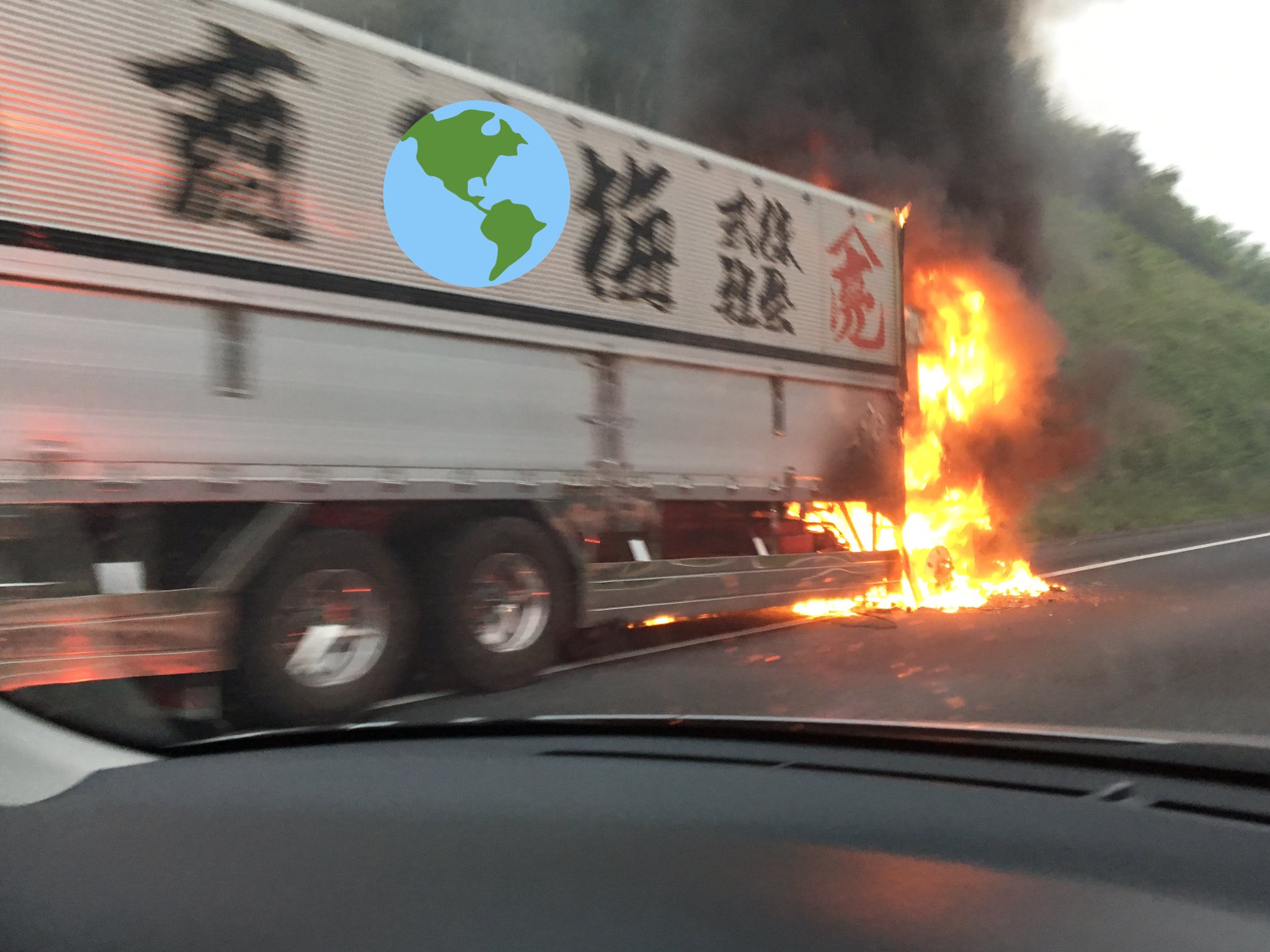 上信越道で車両火災 下仁田ic付近でトラック炎上 通行止めで大渋滞 ニュース速報japan