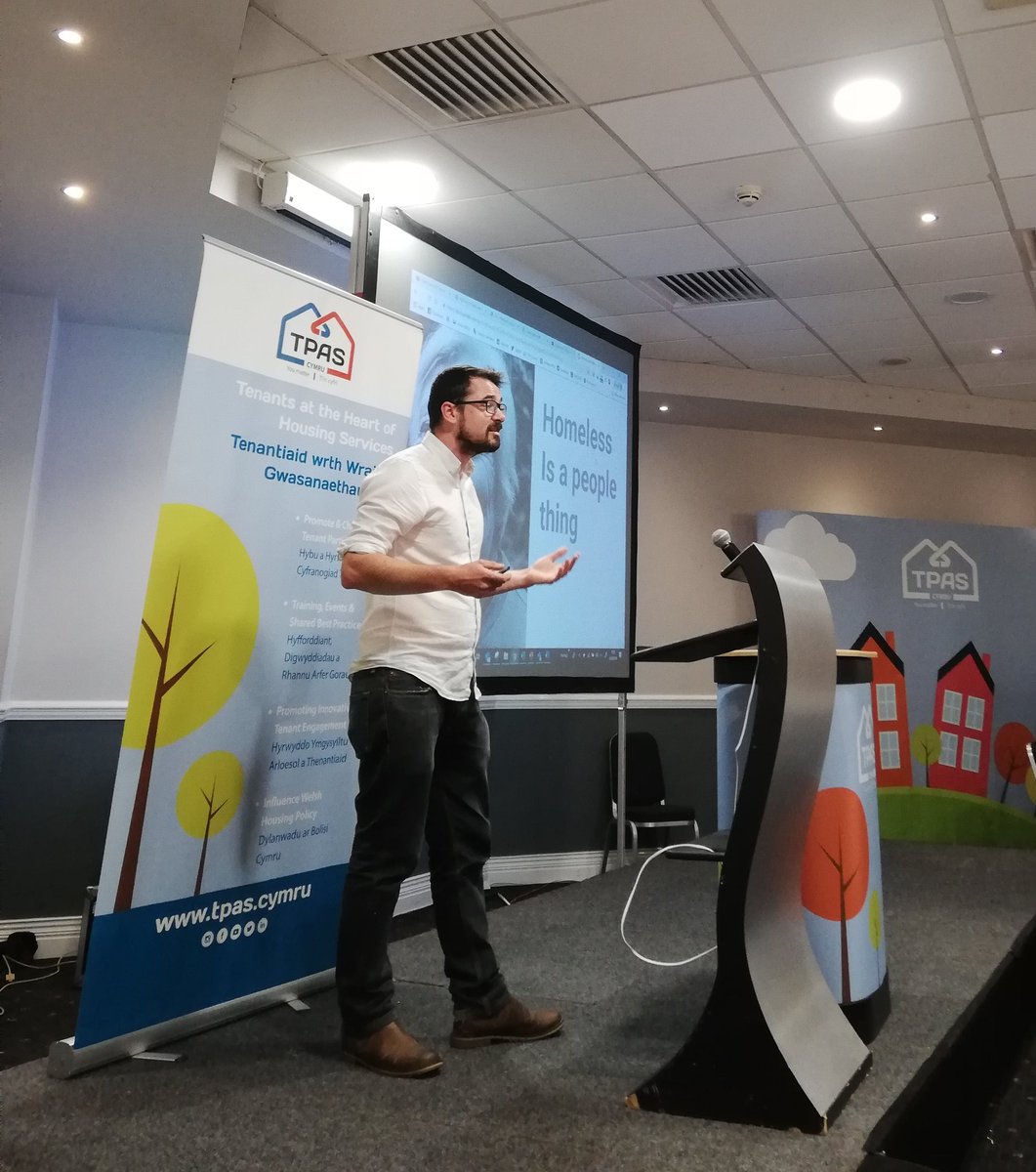 Neil Ingham <a href="/sfootballwales/">Street Football Wales</a> is kicking us off today talking about tackling social exclusion  #CymunedauGwych #GreatCommunities #LearnFromEachOther