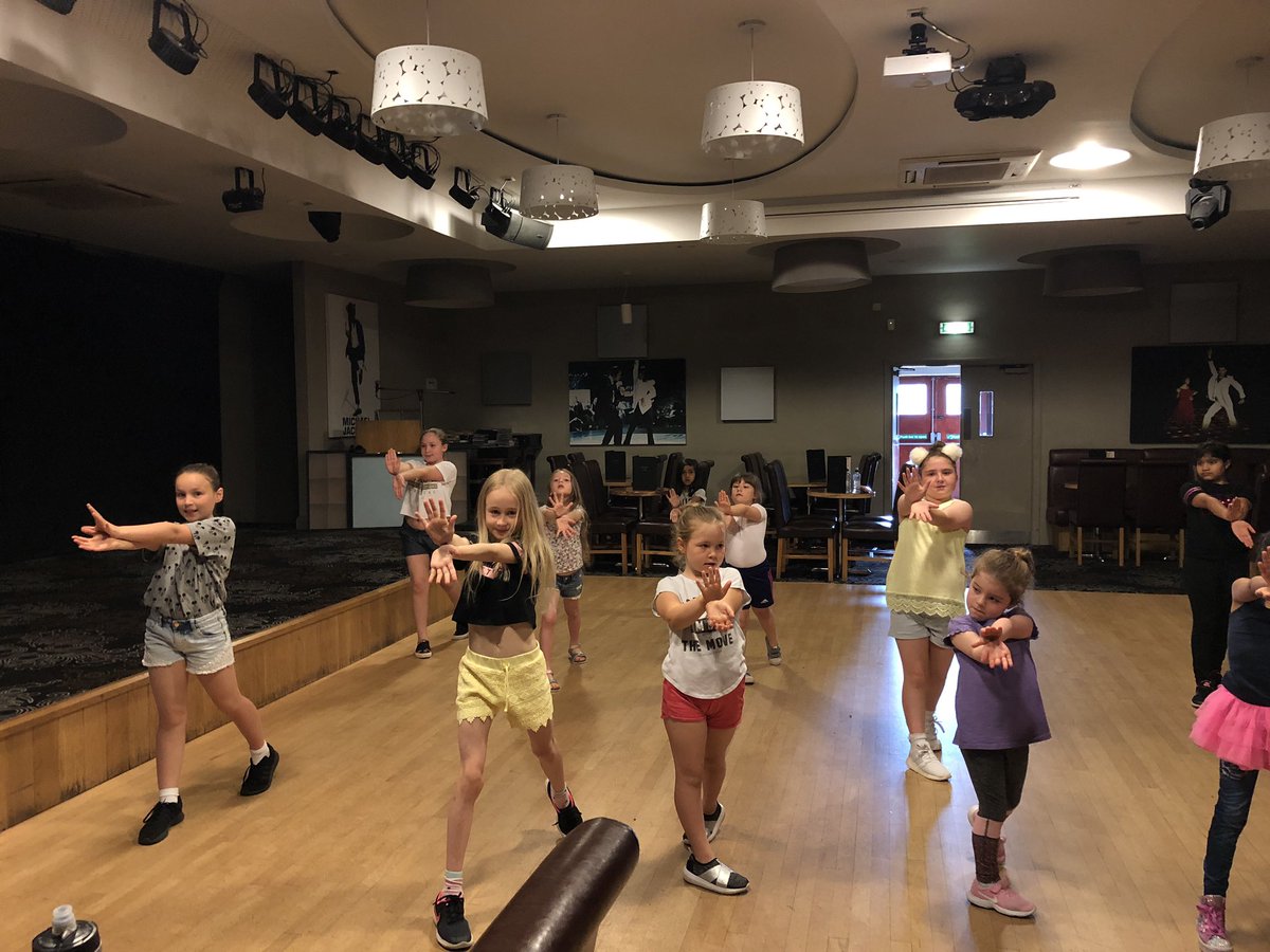 Bodybeatlaura's tweet photo. #Dance #Walmley Social Club #Saturdays 😎 https://t.co/XHzzlIXPES