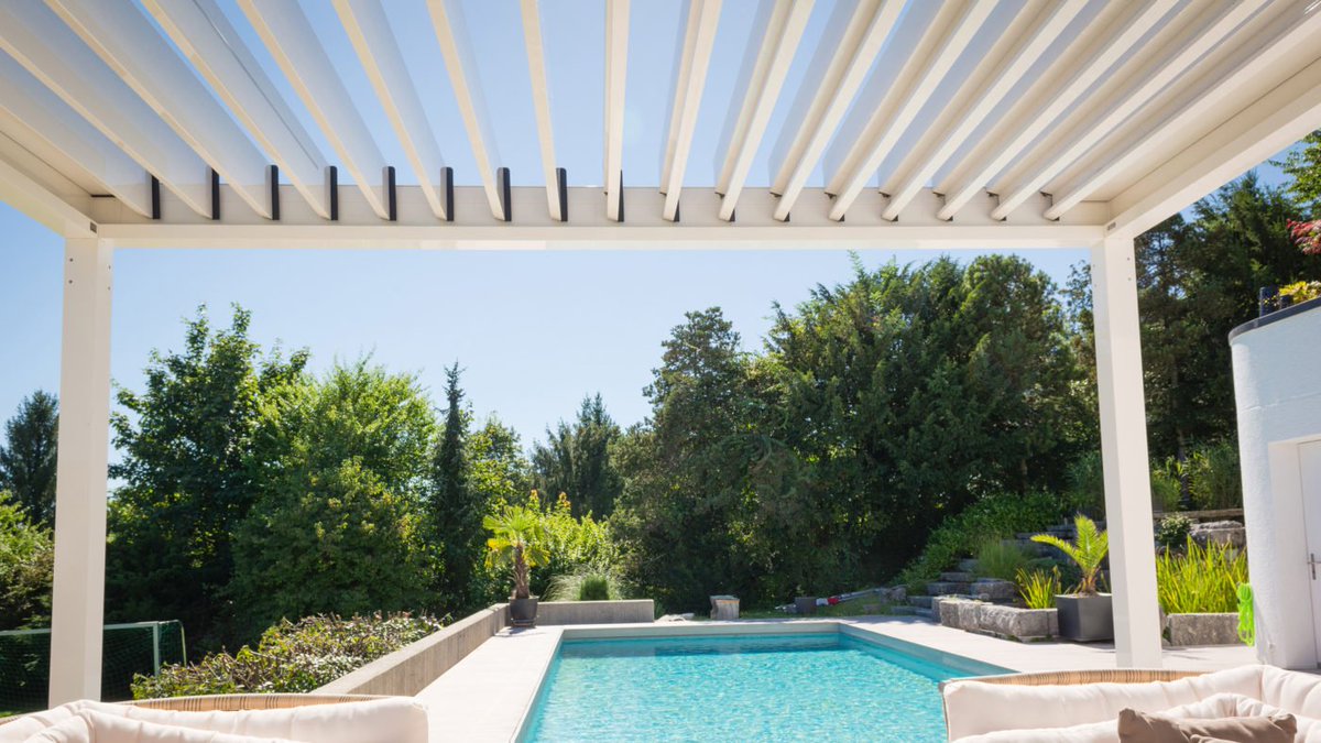 mkstudiowawpl's tweet photo. Pergola BAVONA HARDTOP od #Stobag już w naszej ofercie ☀️👍
▶️ https://t.co/TaMkMdGEJe

#pergola #pergole #taras #ogród #zadaszenie #zadaszenietarasu #słońce #lato #wakacje #ochrona #bavona #mkstudio #Warszawa #basen #hotel #dom #pergolatarasowa https://t.co/hMMmMMoEjZ