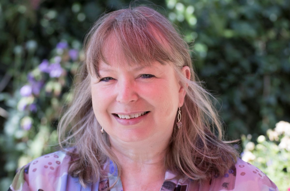 Jane Fizor is a great Counsellor who has experience working with people suffering from terminal illness, She is also a Hypnotherapist and is qualified to a standard where she can use hypnotherapy on a range of psychological conditions. 
janefizortherapist.co.uk