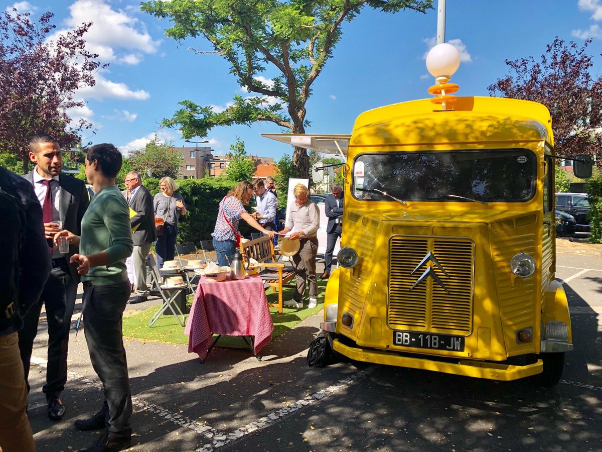 Day #2 part.1 2019 du <a href="/FundTruck/">Fundtruck</a> a <a href="/E_Cites/">Entreprises & Cités</a> avec toujours de top #pépites face à de top #investors 🚀 good luck a <a href="/HavrBrightLock/">Havr</a> @colleconline <a href="/GoTouchVR/">GoTouchVR</a> <a href="/MOFFI_io/">MOFFI</a> <a href="/NiryoRobotics/">Niryo</a> <a href="/talentviewFR/">TalentView</a> 👊👊👊@innovationHDF <a href="/sowefund/">Sowefund</a> <a href="/LaFrenchTech/">La French Tech</a> <a href="/hautetforthdf/">Haut&Fort</a> <a href="/hautsdefrance/">Région Hauts-de-France</a> @MEL_Lille