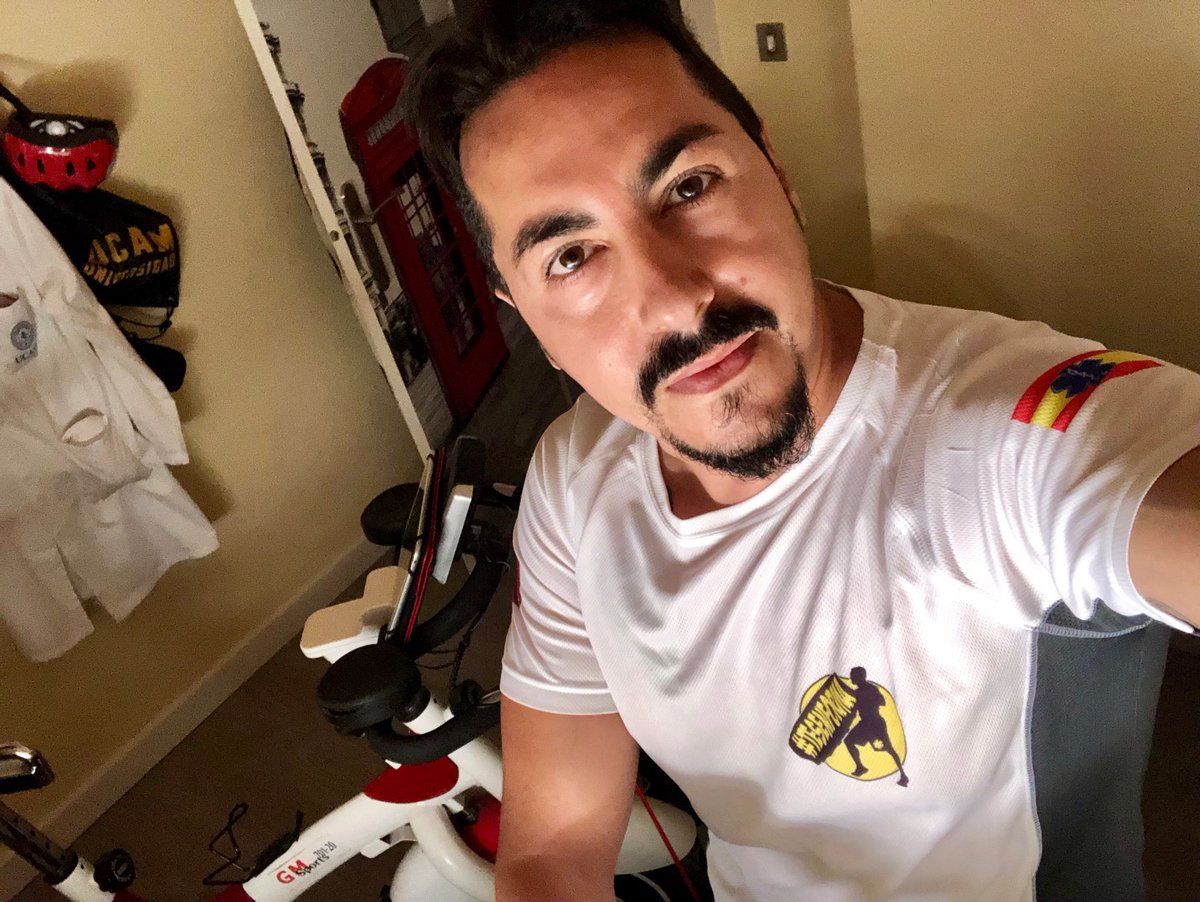 jocama_TES's tweet image. Al lío...🚴🏻‍♂️ 💪
“Para llegar donde nunca antes has llegado, tendrás que esforzarte como nunca antes lo has hecho.”
⁦@danyputnam⁩ ⁦@tesenforma⁩ 
#Tesenforma 
#tesvisible