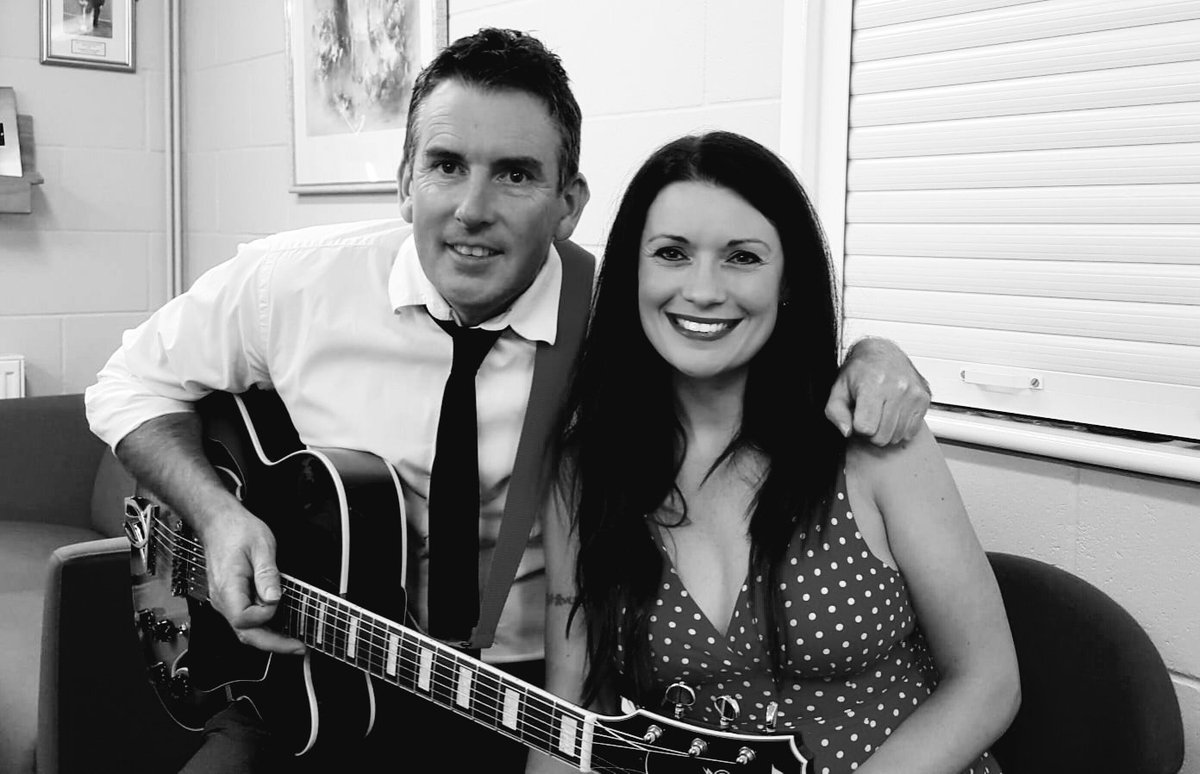 Jeff and Michelle are playing live at The Black Lion in Leighton Buzzard tonight from 8.30