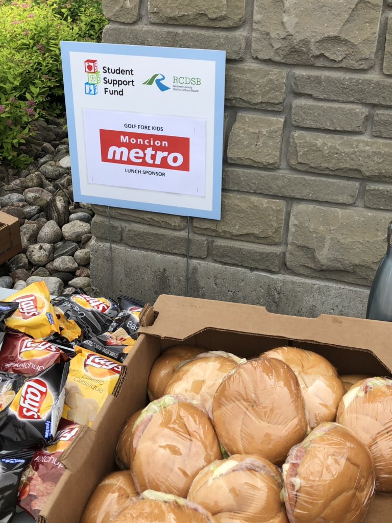 Everyone is loving their sandwiches from Moncion Metro for lunch! #GFK2019 #Sponsor
