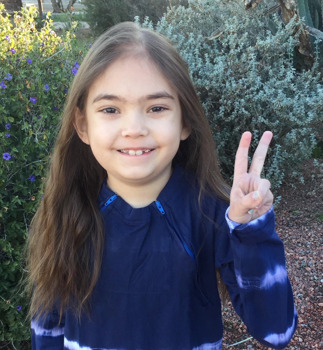 comfycozy4chemo's tweet photo. Our Wednesday Warrior is none other than Morgan! Morgan is one our bravest warriors. While none of our warriors have an easy path, Morgan has managed to keep a smile through it all! Keep smiling brave girl! #Wednesdaywarrior #comfycozy4chemo #dignity4all #amandahope #cure #angels https://t.co/0QW0S02oTD