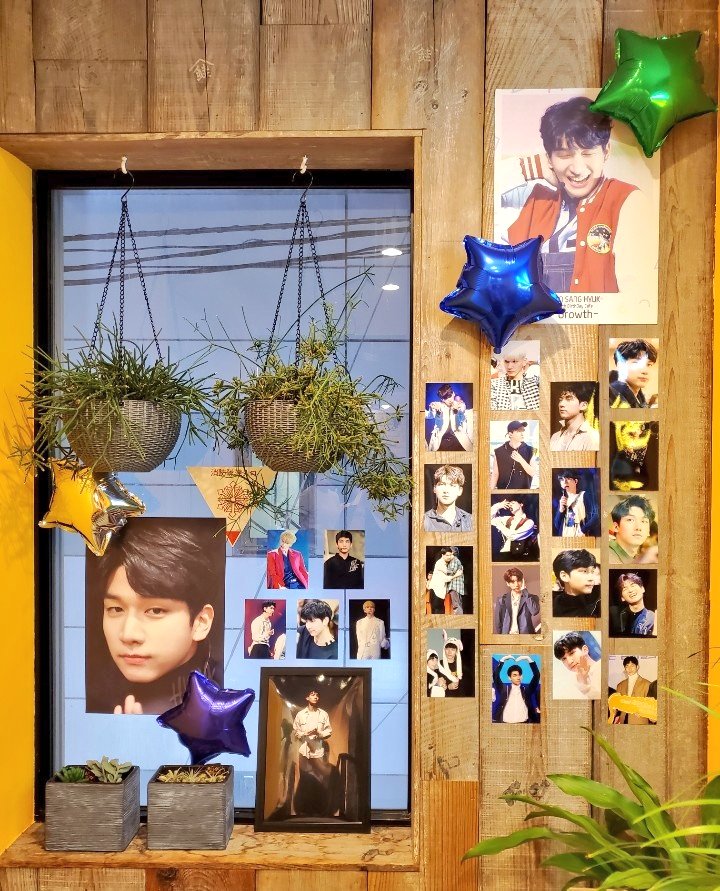 🌟TOKYO:Cafe binggo(<a href="/cafe_binggo/">cafe_binggoサポートアカウント</a>)

2階と3階にミニ展示ブース設置をしました！
ぜひそちらもご覧になってください^^🎵

#HAPPYHYUKDAY

#우리가_함께한_소년_혁아_생일축하해
#앞으로도_우리가_서로의_빛이_되길⭐️

여름에는 니가 많이 생각나~ㅡwㅡ🎂