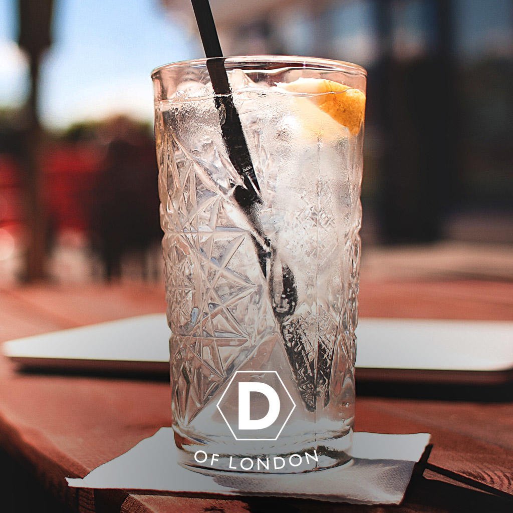 LndnDistillery's tweet photo. Have you tried our Dodd's Old Tom Gin in a Tom Collins? 

50ml Dodd’s Old Tom Gin
20ml Lemon Juice 
15ml Sugar Syrup. 
Build over Ice. 
Top with Soda Water. 
Garnish with a Lemon Wheel.

#DoItWithDodds #TomCollins #CocktailRecipe https://t.co/M7D85QKRnE