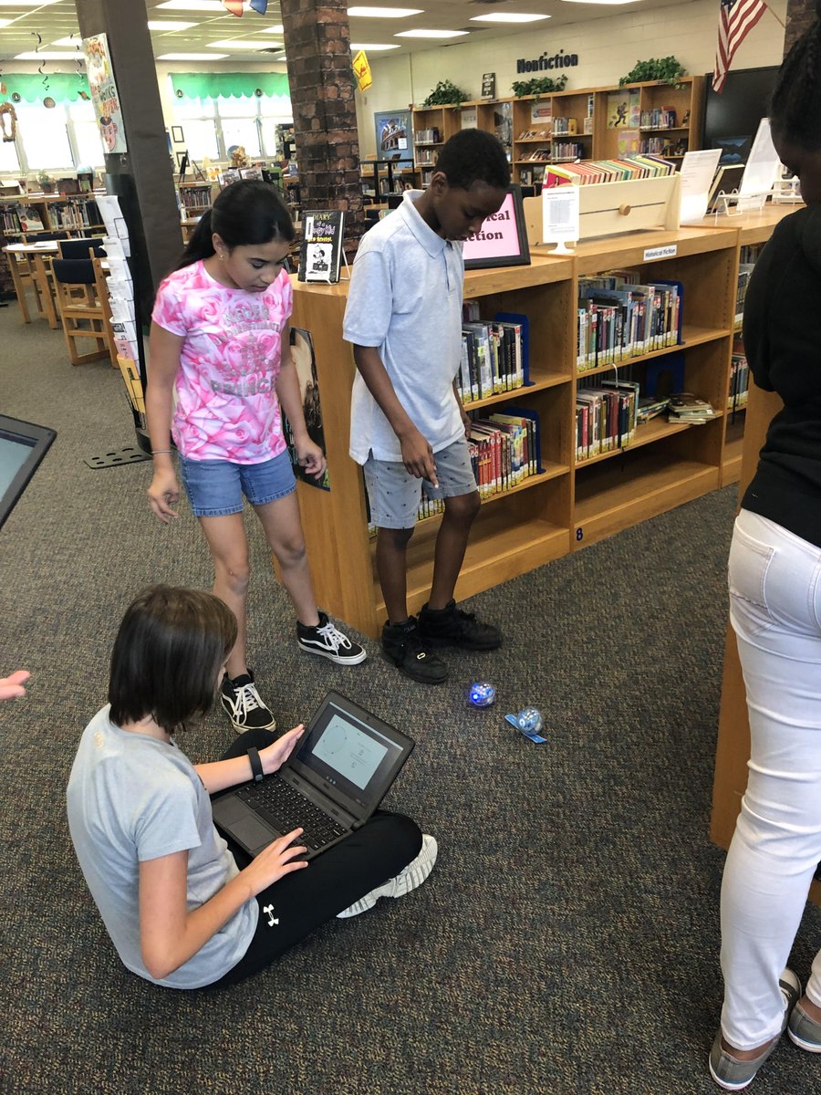 Howard Middle tweet media