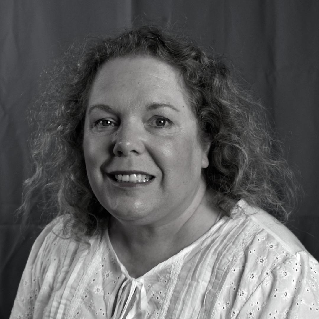 acozarks's tweet photo. Meet Mamma Mia Cast Member: 

Laurie Anderson -

This is Laurie’s 3rd summer musical at the ACO. She has been a member of the ACO Chorale since 2013 and is also music director for the NWA Audio Theater. In her spare time she works as a pediatrician. https://t.co/ehHvVOqQw5
