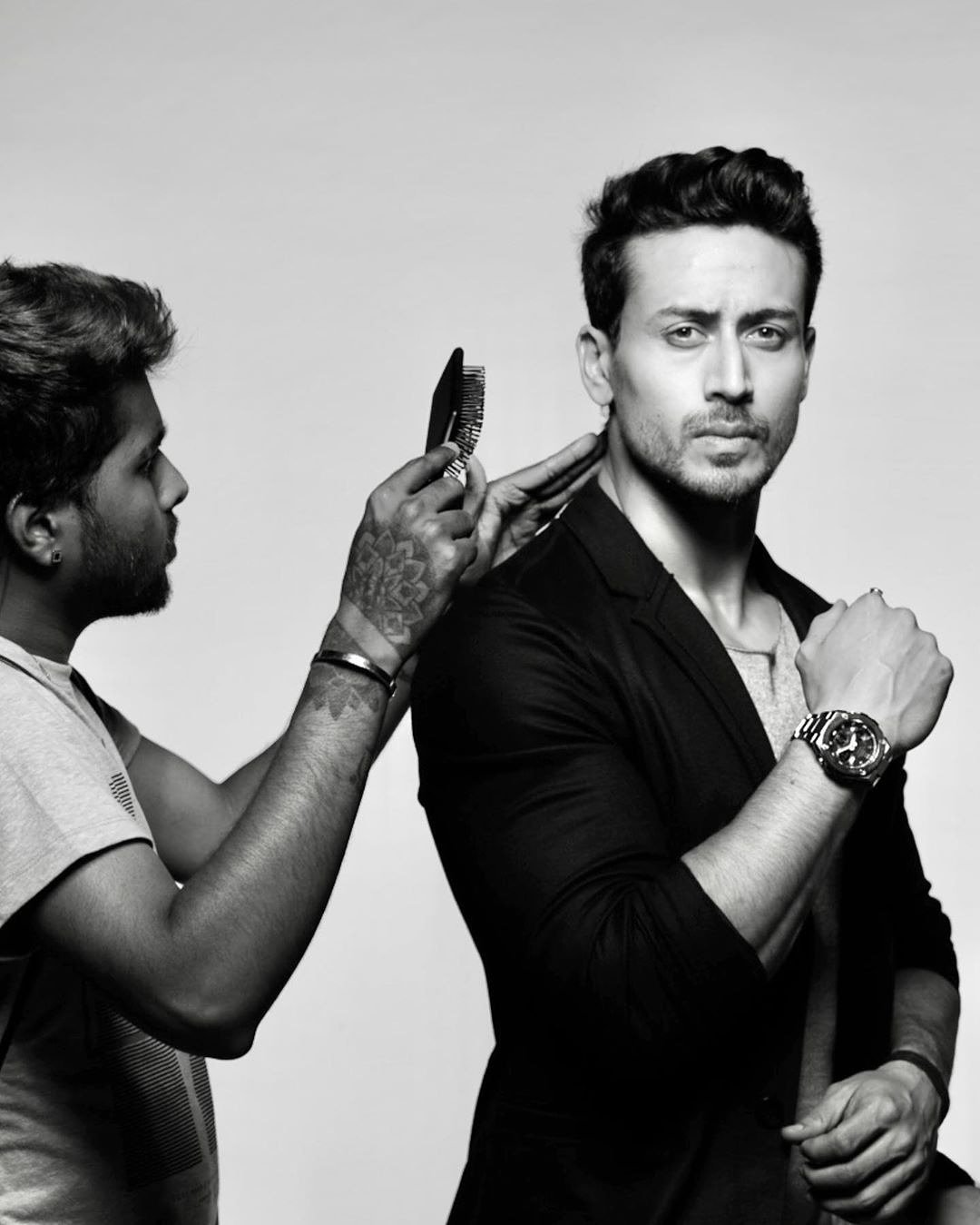 g shock tiger shroff