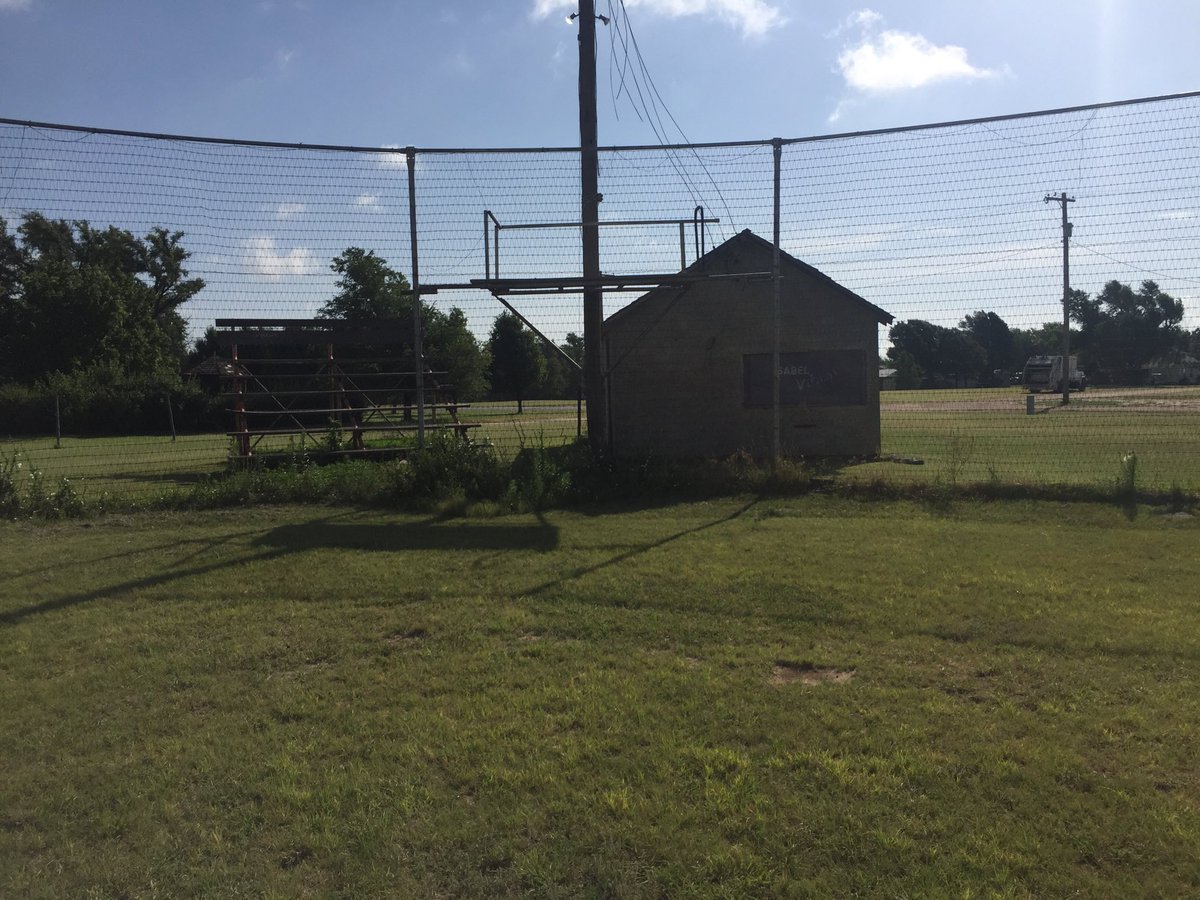 goody_scott's tweet photo. ⁦@sportsinkansas⁩ not quite your normal stadium stop. This old ball diamond is located in Isabel, KS located in north Barber County. The Isabel Vikings called this home with light poles in the field of play and crows nest for score keepers, and concession area 🐴 🚜 🌾 https://t.co/snErHRmmyz