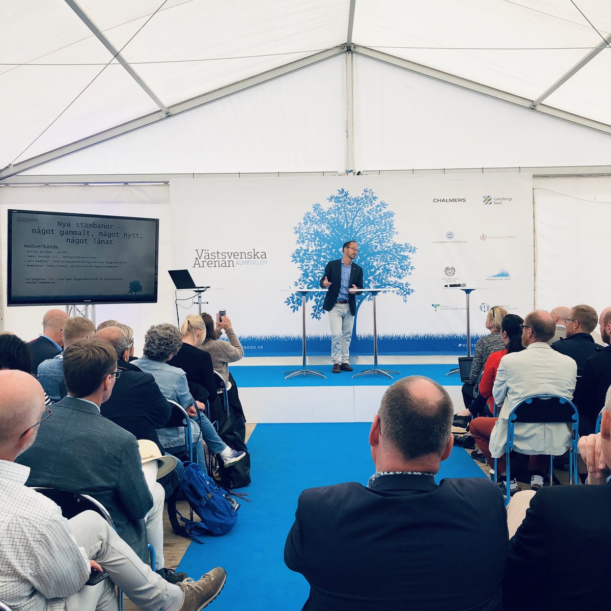 Just nu: Infrastrukturminister @TomasEneroth pratar stambanor på #VästsvenskaArenan i #Almedalen 

🎥➡️ m.facebook.com/VastsvenskaAre…