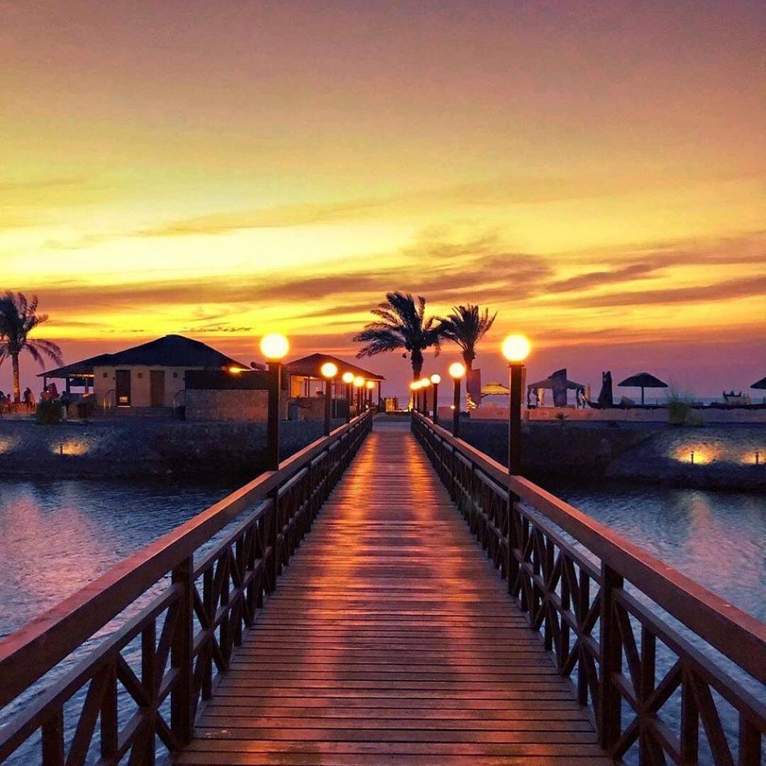 Rotana_Hotels's tweet photo. When the sun goes down, the world glows up. ✨
📸: jayakrishnan.81
#InRAK #Rotanahotels https://t.co/E333Y6BFjD