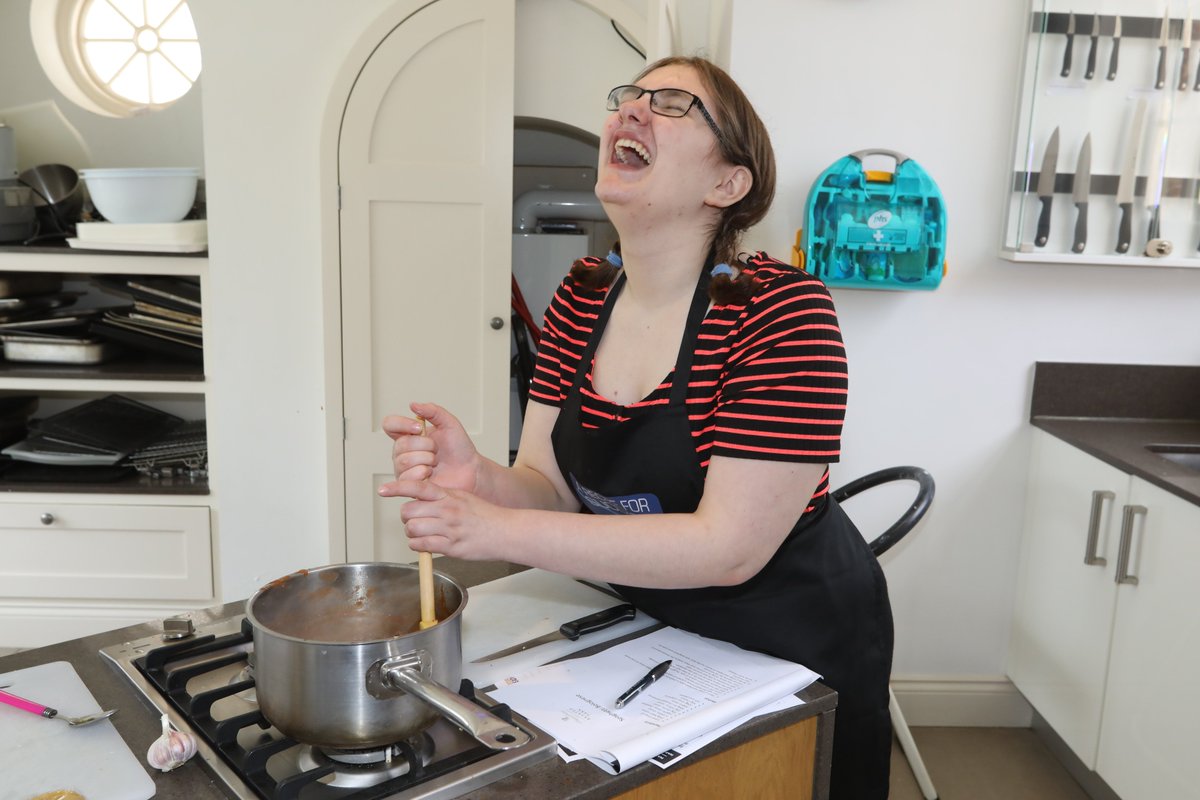 MakeHappenEssex's tweet photo. Laughter - the secret ingredient in the recipe for success! #wearencop #USPcol #gettingreadyforuni https://t.co/Ba0iJjcTlm