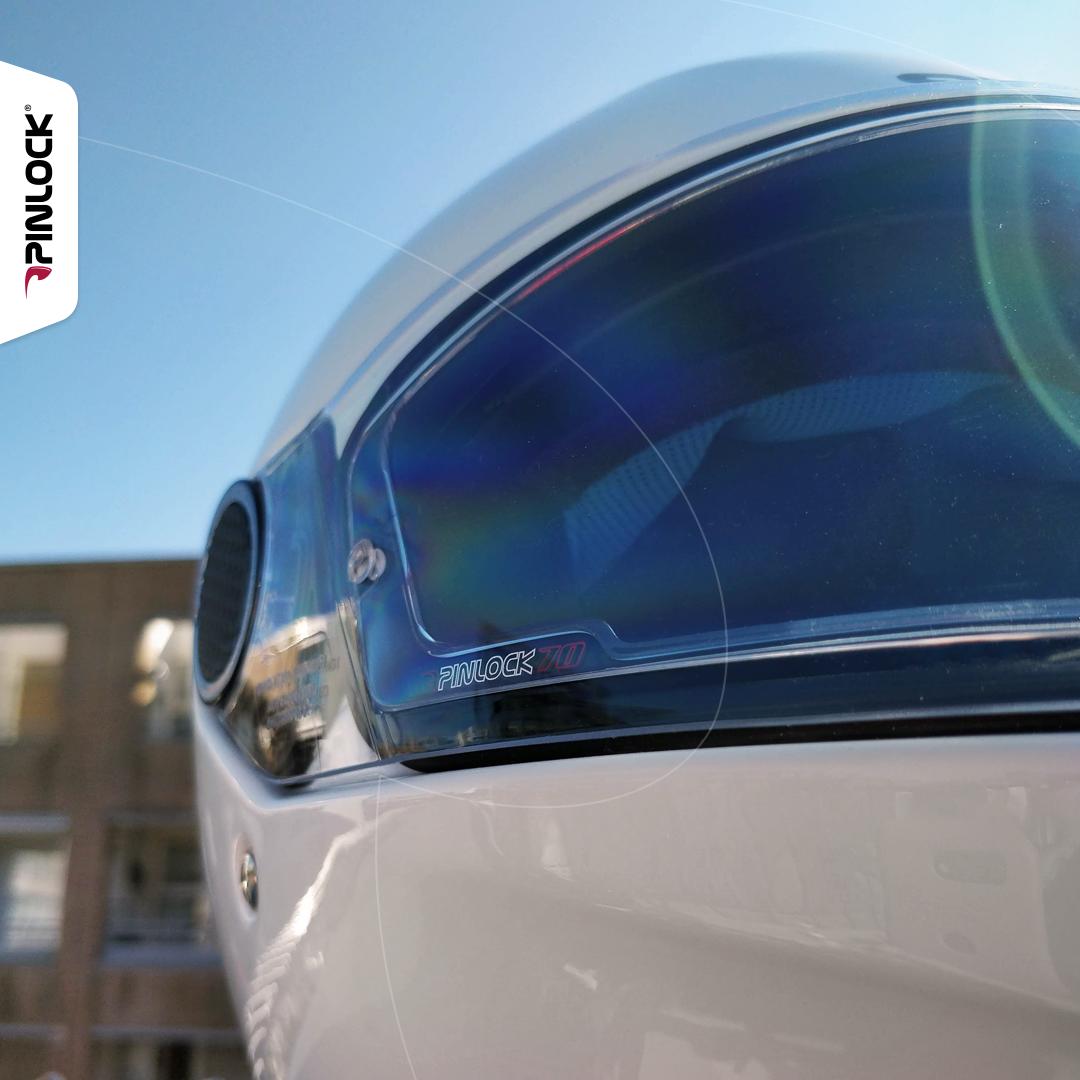 Pinlocksystems's tweet image. Share your Pinlock experience with #Pinlock and show us your fog-free ride! #GoFastGoSafe