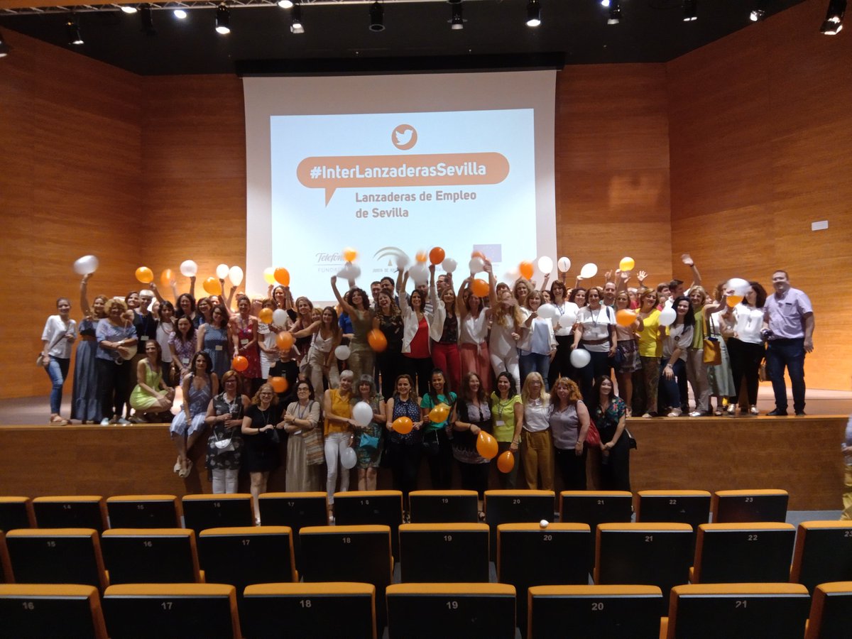 #interLanzaderasSevilla  Finaliza este genial encuentro entre Lanzaderas Hermanas😍
"Uniendo esfuerzos. Alcanzando metas"💪
!Sin duda..Lo mejor está por llegar!🍀 ¡Seguimos!🚀
<a href="/FundacionSMLRPH/">Fundación Santa María la Real</a> 
<a href="/AndaluciaJunta/">Junta de Andalucía</a> 
<a href="/fundacionTef/">Fundación Telefónica</a> 
@Lanzaderas_EES 
<a href="/JavierLoscerta2/">Javier Loscertales</a>