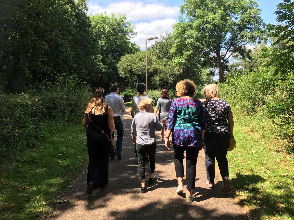 Joan Simons tweet media