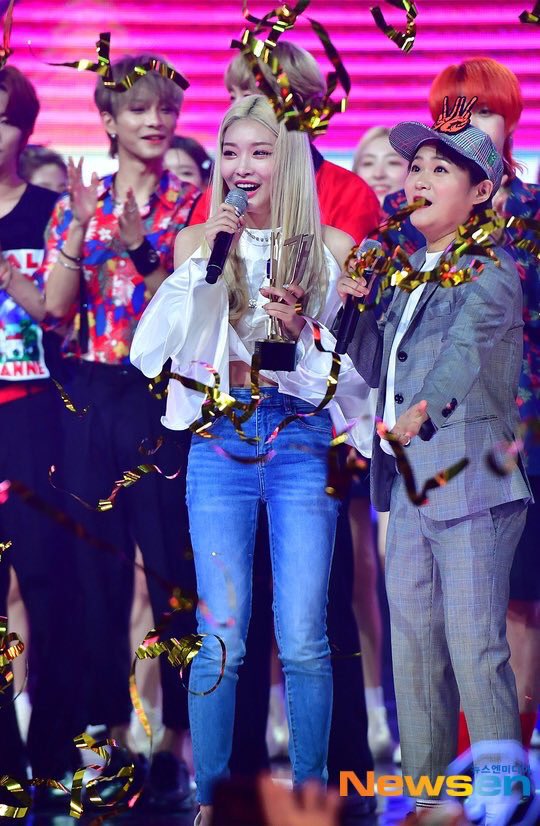 kchunghapics's tweet photo. she deserves it and so much more! congratulations! #snapping1stwin https://t.co/GzxMYrt6wo