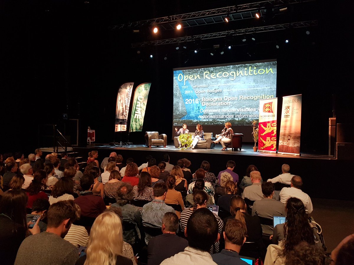AtelierAPIS's tweet photo. @AtelierAPIS et @Exploradome en direct de l'Amcsti ! N'hésitez pas à venir nous voir pour parler projets ! #Amcsti2019 https://t.co/8pYZh6G34a