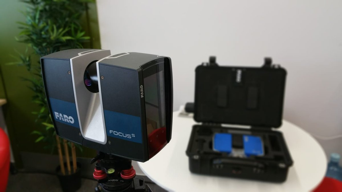 Acabamos de incorporar a nuestro equipo el nuevo #FAROFocusS.
Este escáner láser 3D tiene el doble de precisión (1mm) que nuestro anterior equipo.
Seguimos apostando por una mejora en la calidad del producto que ofrecemos.
#Escaner3D #ServicioEscaneadoLaser #LaserScanning #Scan3D