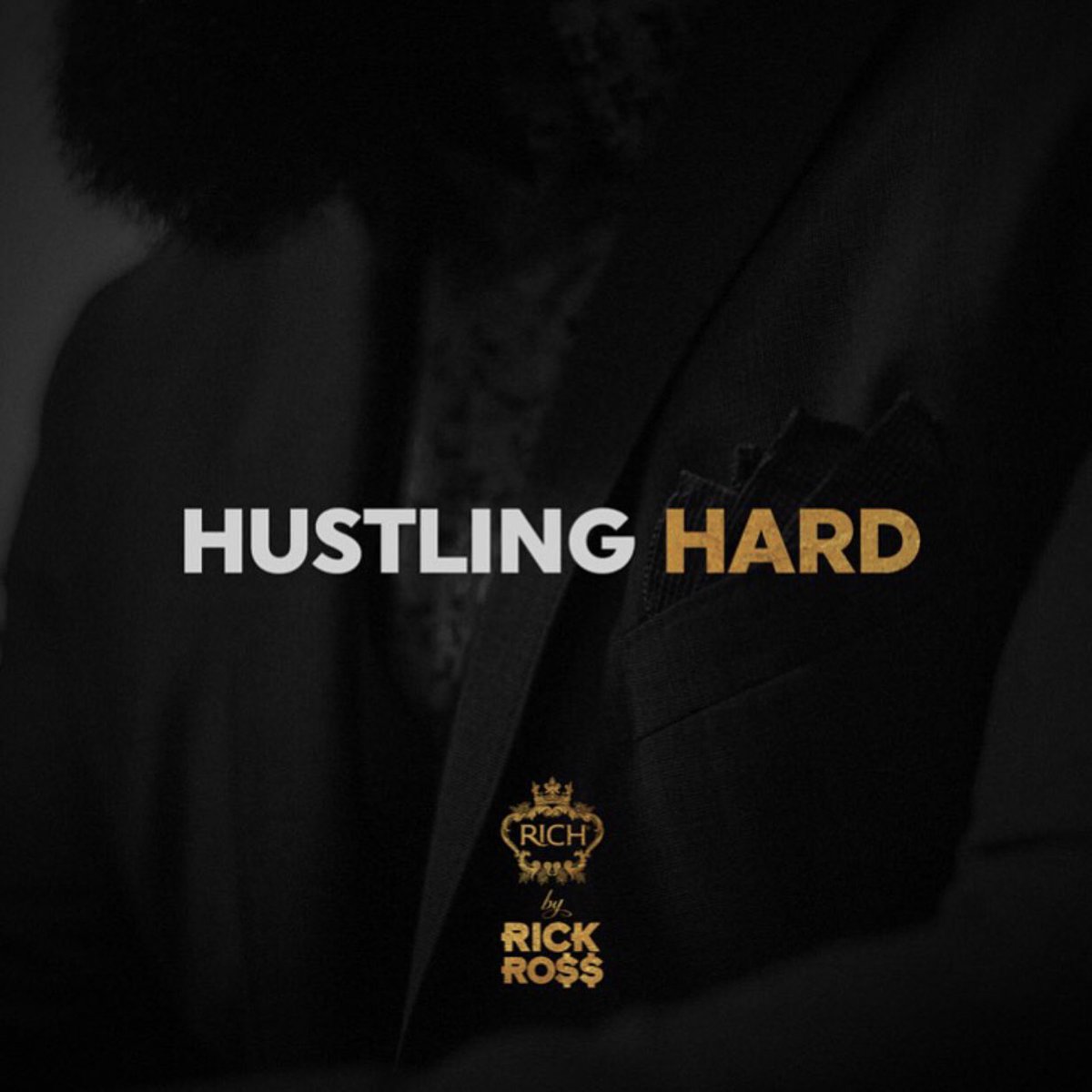hairdayempire's tweet photo. Good morning🌞 make sure you hit the link in my bio @davina_1970something for @richbyrickross & @therichhaircare exclusive website and available @hairdayempire💯 #HUSTLINGHARD #BOSS #QUEENDAVINA #HAIRDAYEMPIRE #RICHBYRICKROSS #THERICHHAIRCARE #ladies #men #barbers #beardoil #men https://t.co/lLUHm0aR7j