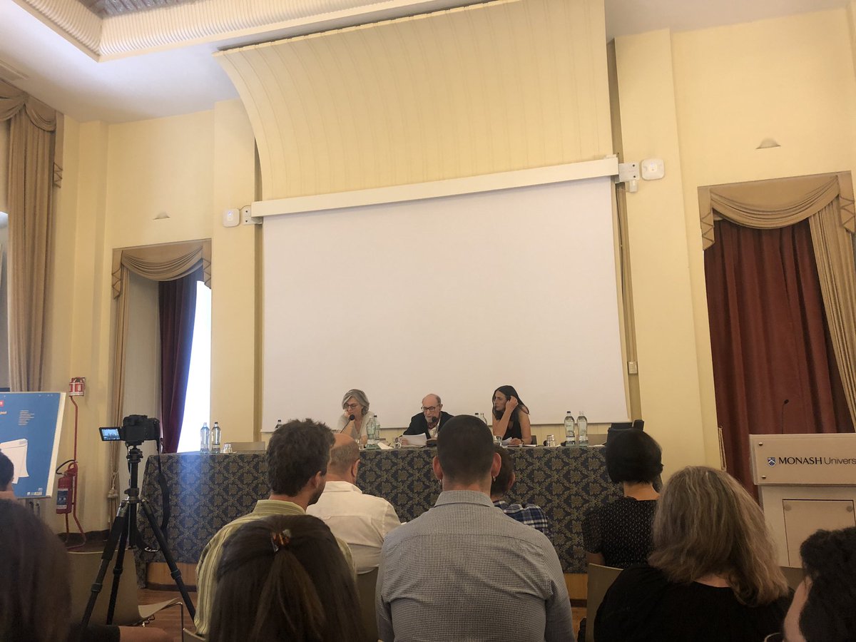 AlberroHeather's tweet photo. โCapitalism uses dead matter to make more dead matter...we must move towards a steady-state economyโ. Darko Suvin on capitalismโs direct role in fuelling contemporary ecocide โ๐ผ๐ #SystemChangeNotClimateChange #ecotopianow #USSC2019 @utopiaeurope https://t.co/OwZinrPmxa