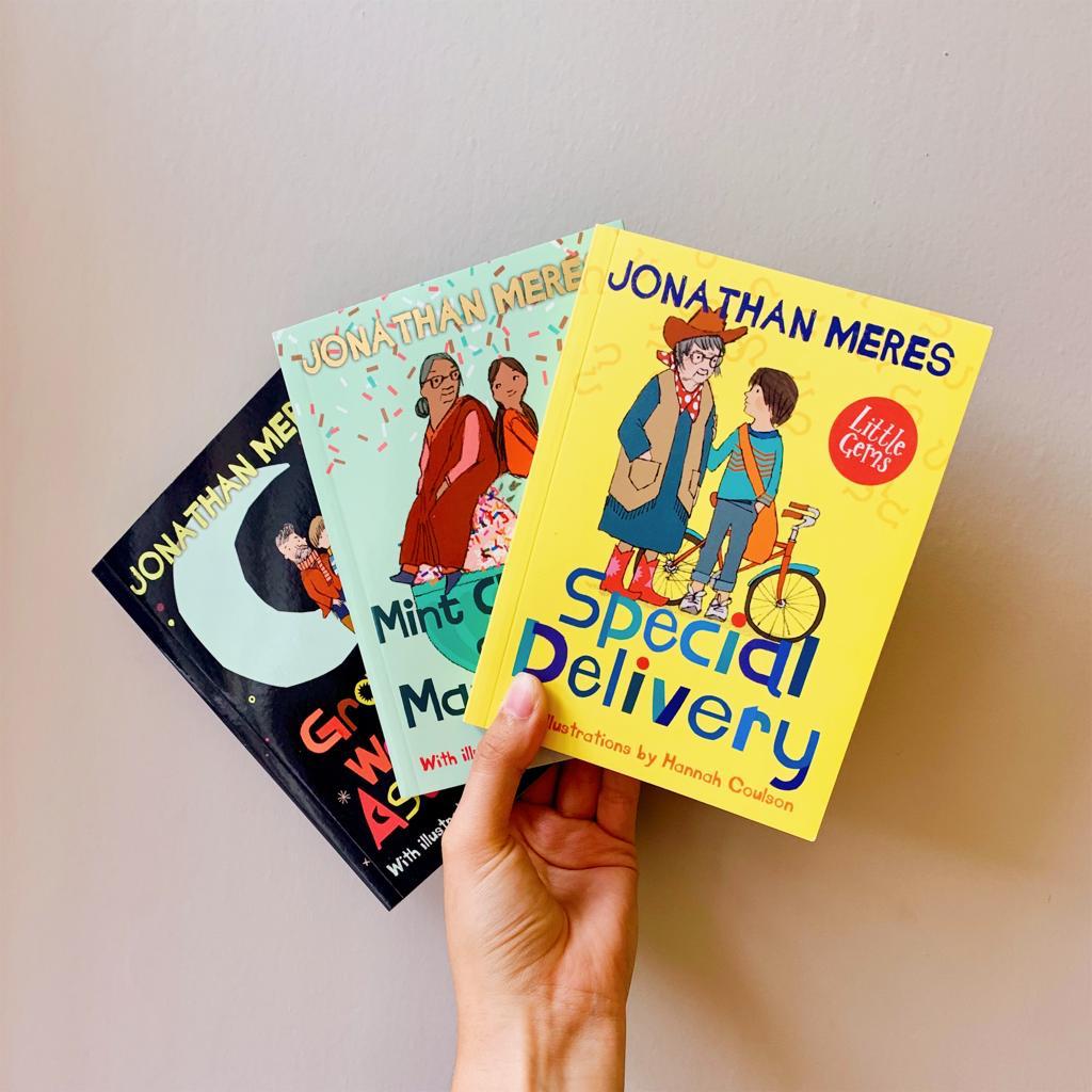 BarringtonStoke's tweet image. 📚COMPETITION TIME📚
Following our lovely #SpecialDelivery event with @JonathanMeres last week, we're thrilled to have signed copies of all three of his fab Little Gems up for grabs! Two sets to be won. Just RT and follow by 11pm 10/07 🎉