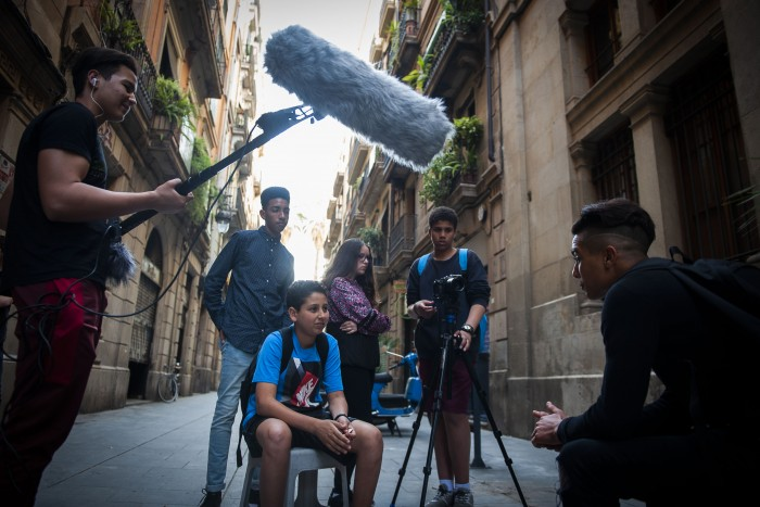 goteofunding's tweet photo. 7.- El proyecto HELMA (Sueño) propone juntar a la comunidad #educativa en materia de #EducaciónSocial y #TrabajoSocial para realizar un #documental sobre los #jóvenes que arriesgan su vida de Marruecos a España (#Menas)
👉 https://t.co/gCDHRVHM2T https://t.co/BKo01MHPzD