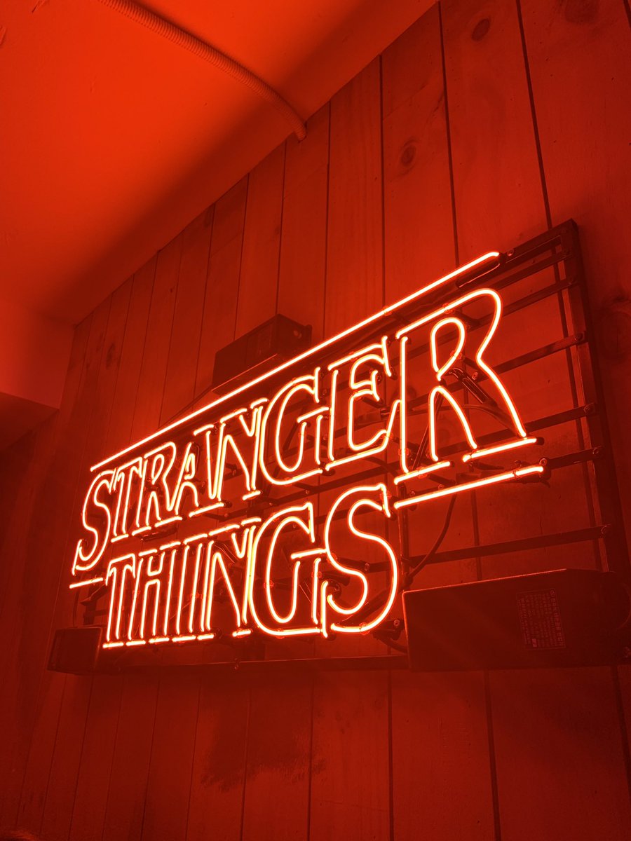 amipotter_'s tweet photo. #strangerthings #strangerthingspopup #netflix https://t.co/z5yzQLIfa1