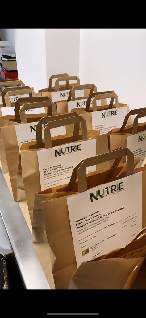 Nutrie3's tweet photo. Reduction of plastic use has never been more important.

That's why our deliveries are sent out in paper bags.

https://t.co/7EFaYYV4o8

#InternationalPlasticBagFreeDay #SavethePlanet https://t.co/PsH6CyfXnk