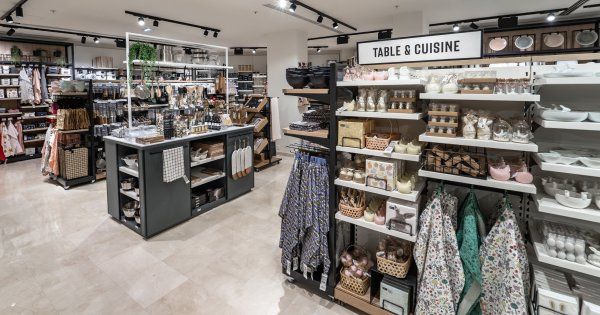 mc_maison's tweet photo. Monoprix ouvre un magasin entièrement dédié à la déco ! https://t.co/RaUsZkPugf https://t.co/5DPLG3t1kt