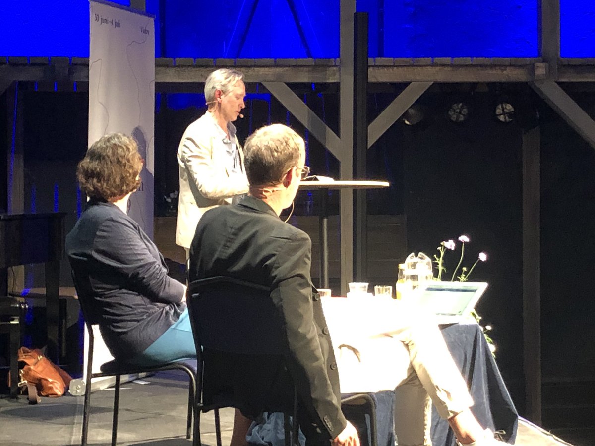 Ett av Almedalens intressantare event <a href="/Framtidsstudier/">Inst. för framtidsstudier/Inst. f. Futures Studies</a>. Docent Nicholas lyfter eget ansvar och vill avstå flyg och segla till familjen i USA. Prof. Arrhenius pekar på att vi byggt stater och institutioner för att hantera just frågor som klimatproblem. Det är dags att de används