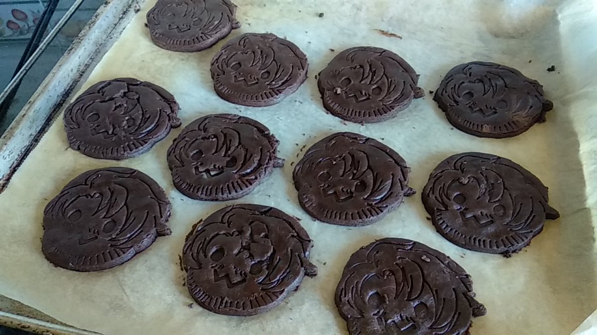 Avance de las #GalletOwOs del #BeyondMemeverso para la #DHVLC19

Ya puedo escuchar las babas del staff de @DreamHackSpain caer al suelo