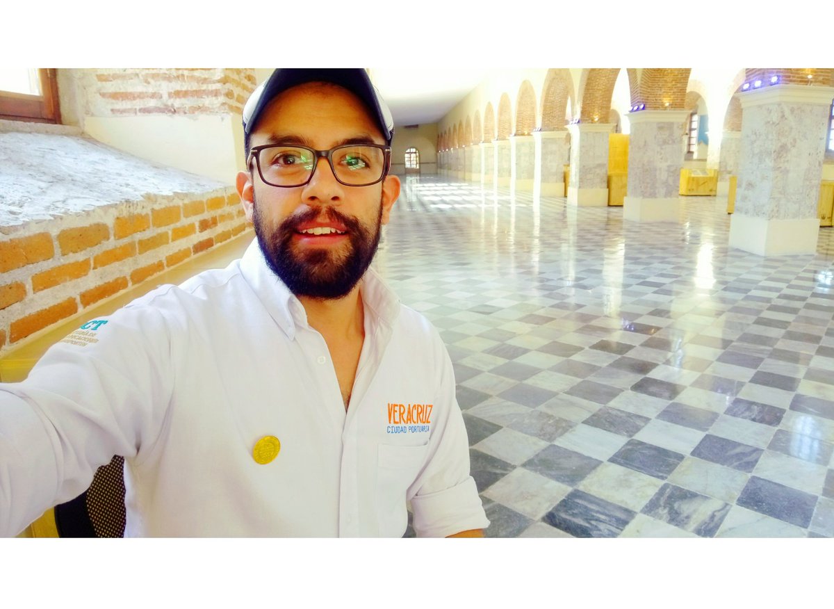 11Montjuik's tweet photo. ...trabajando ando! 😀
Send un Cafecito ☕

#VeracruzCiudadPortuaria ⚓
#VenganAVisitarla 🤗
#TurismoVeracruz 🏖
#PuertaDeMéxico 🇲🇽
#Veracruz 🌏
#BeardMan 🐺 https://t.co/PLUnn63rMZ