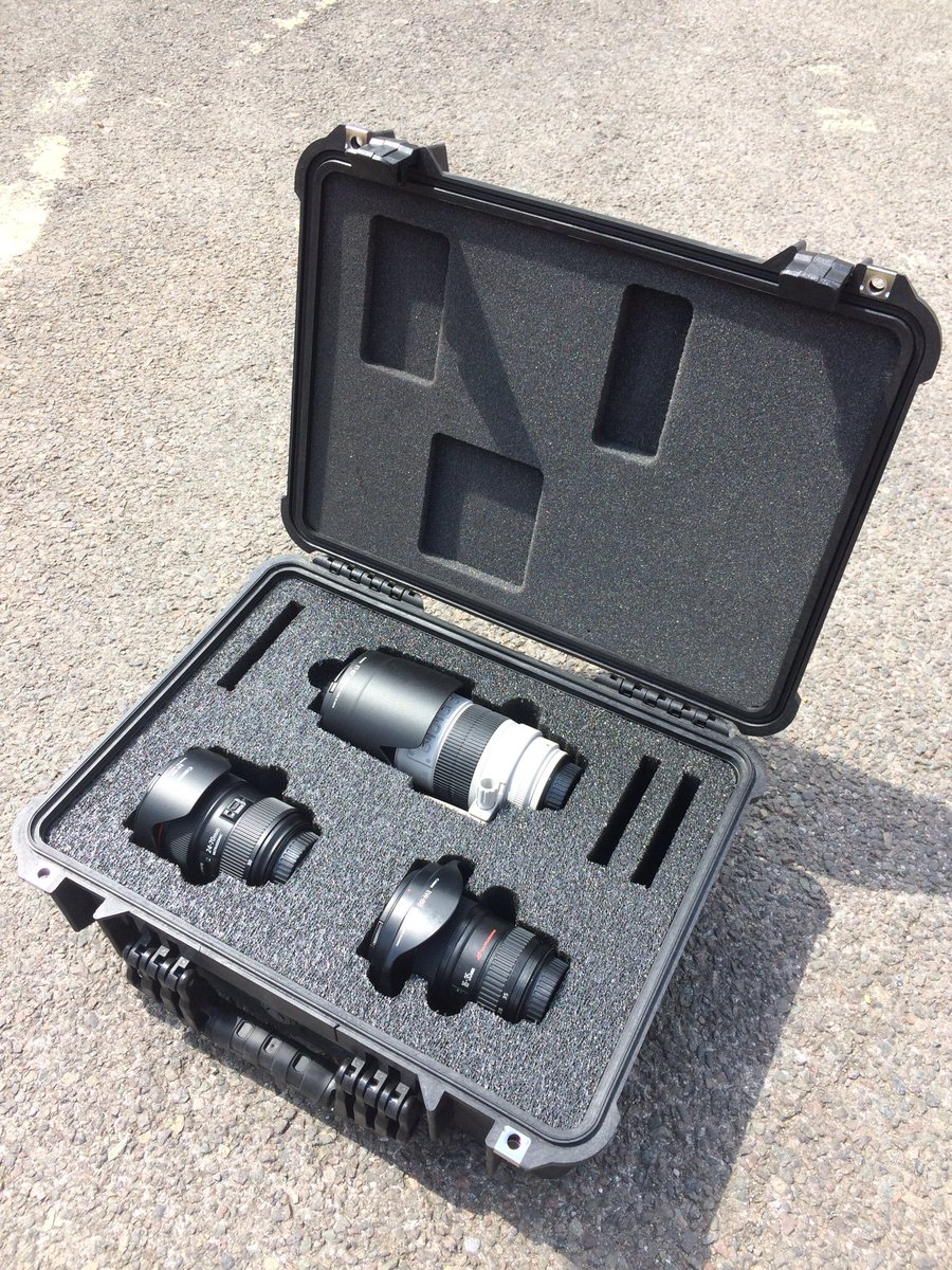 CaseDesignLtd's tweet image. The perfect set. @canonuk 70-200 24-70 &amp;amp; 16-35 put into their new @peli_products #1520. Also space for filters!