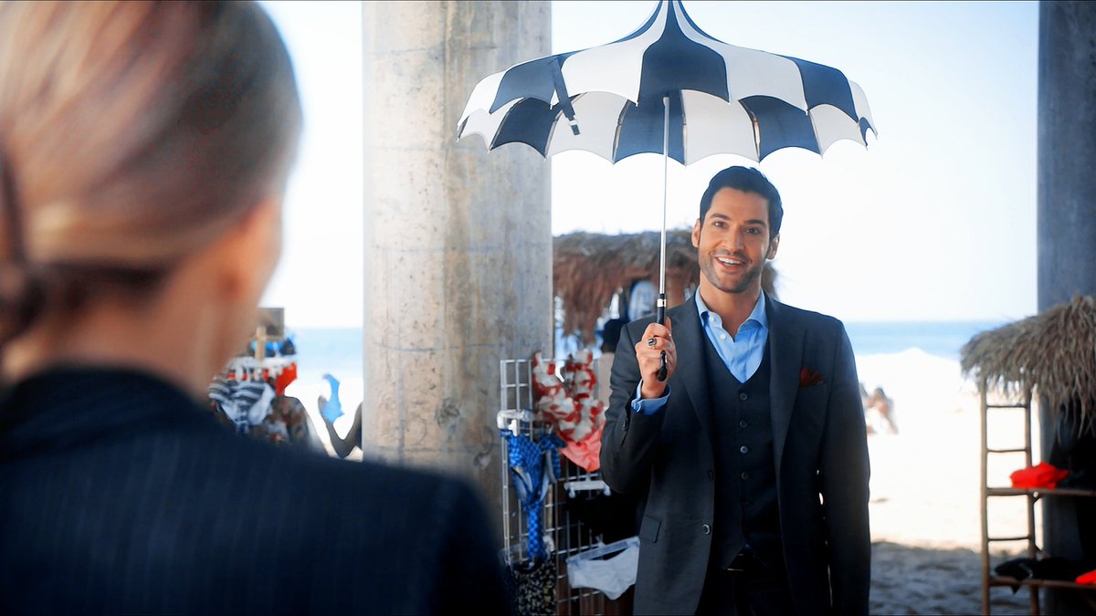 "we don't wanna damage that perfect skin of yours, now do you?"haha I'm loving Lucifer's 'Detective day'  #Lucifer (3x12)