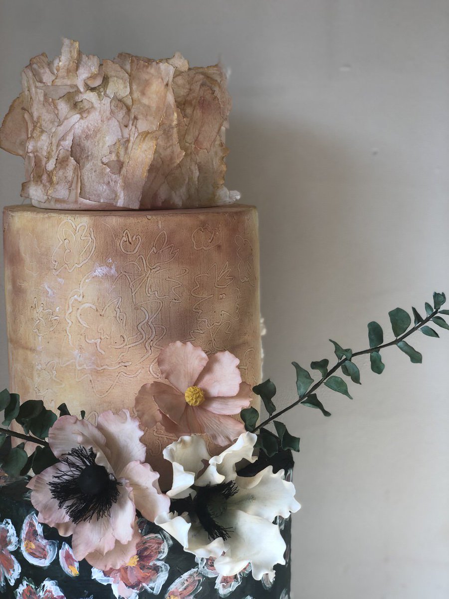 RockMyWedding's tweet photo. RMW welcomes Iris + Fern Cake Design to the Cakes category of #RMWTheList, our exclusive, handpicked supplier directory. https://t.co/Z2xrLVk427 https://t.co/bUjpuSCj3p