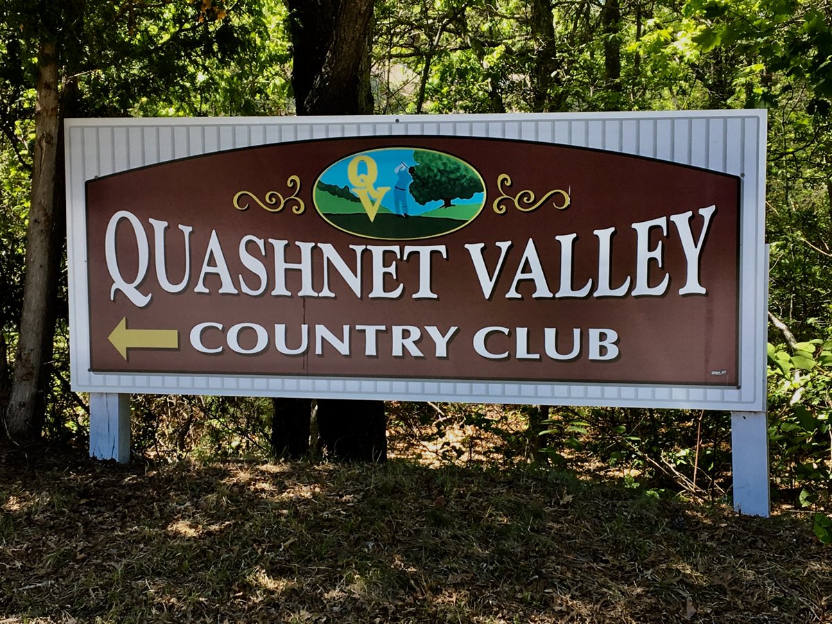 Quashnet Valley CC Needed a new sign and Sign It! helped.  Come by our shop and see what we can do for you!