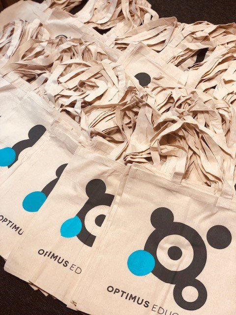 OptimusEd's tweet image. Getting ready for the Diocese of Swansea and Brecon Education Day tomorrow @swanbreced Can't wait to see everyone there!
#OptimusEd