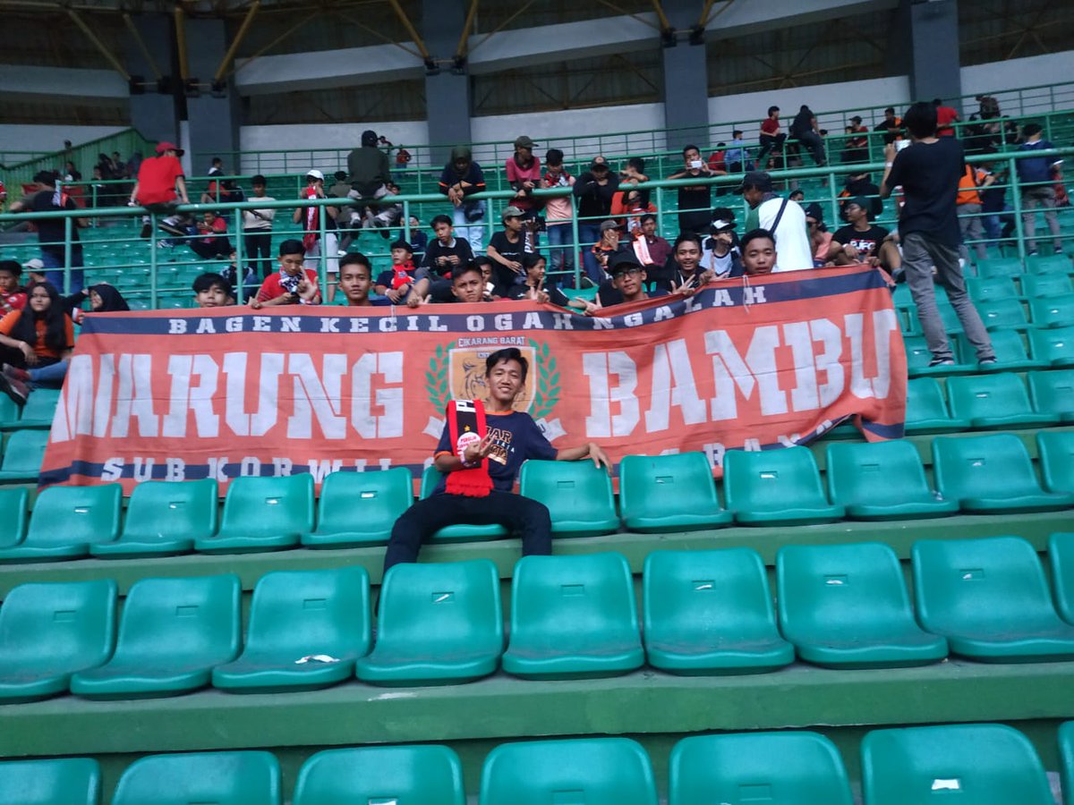 jakwarungbambu's tweet photo. Tak pernah lelah kami mengawal mu @Persija_Jkt https://t.co/DX6KT0wsjG