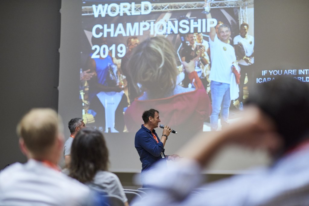 ispo's tweet photo. After the first keynote speeches, participants of #ISPODigitizeSummit gathered for various hands-on workshops in the afternoon. Up next: the next round of keynotes, e.g. by Dr. Carsten Keller (@Zalando VP Direct to Consumer) and Tim Reichert (Chief Gaming Officer @S04EsportsDE). https://t.co/TIj5chEkZC