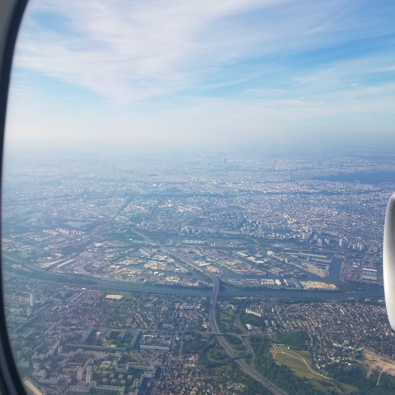 TranslationNYCO's tweet photo. Greetings from France, a country that is absolutely beautiful in the Summer time! Translingua's own, Nicole, is working remotely and enjoying the culture, food and beautiful sights. As the French would say, Magnifique!
#France #Paris #LanguageOfLove #French https://t.co/yFvFalYzrq