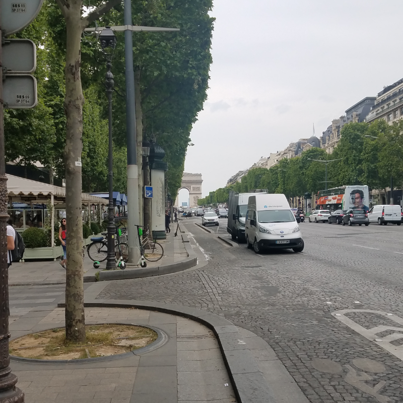 TranslationNYCO's tweet photo. Greetings from France, a country that is absolutely beautiful in the Summer time! Translingua's own, Nicole, is working remotely and enjoying the culture, food and beautiful sights. As the French would say, Magnifique!
#France #Paris #LanguageOfLove #French https://t.co/yFvFalYzrq