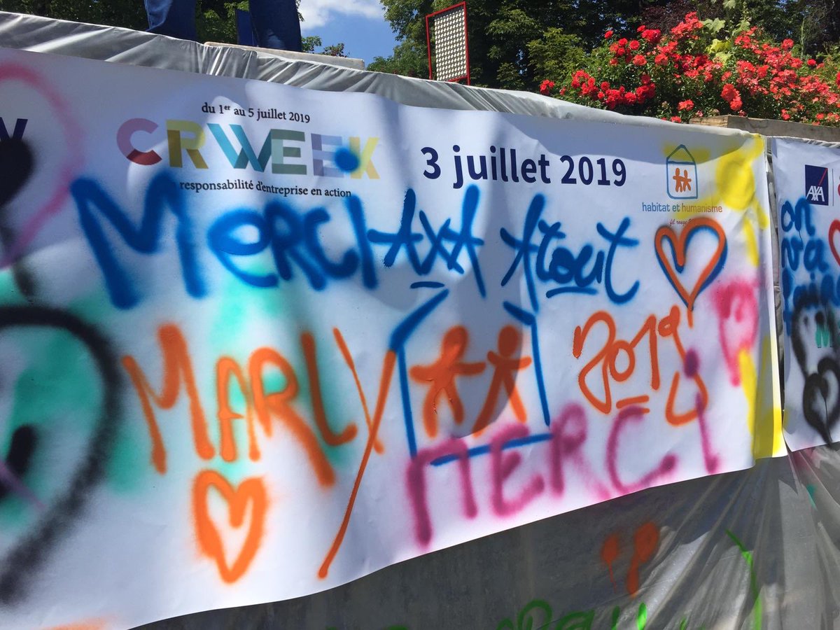 M_ElodieRosier's tweet photo. A l’occasion de cette nouvelle #CRWEEK, nous sommes présents pour montrer notre engagement en matière de RSE!
#AXAAtoutCoeur #engagement #benevolat @HabitatetHumani https://t.co/wsO8xTRelM